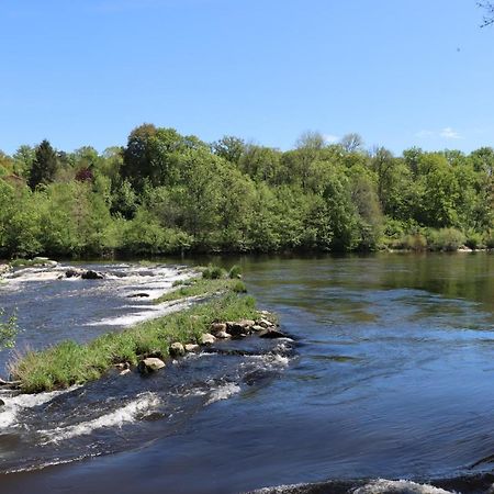 Manot Vacances - Gites En Bord De Vienne Exteriör bild